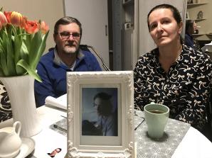 [VIDEO] Rutkowski: Zaginął 22-letni Szymon Łechtański z Goliny k. Konina. Czy jest w Wielkiej Brytanii? Zrozpaczona rodzina prosi o informacje! 