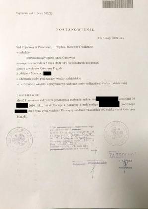 [VIDEO] Nowe, wstrząsające informacje dot. nauczyciela-porywacza! Prokurator w Tomaszowie Mazowieckim rekwiruje mu sprzęt elektronicny a lekceważy koszmar matki i więzionej przez niego 3,5-letniej dziewczynki!
