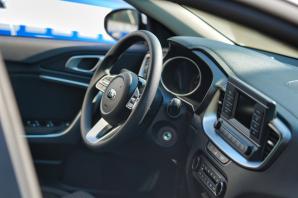 [VIDEO] Nowe radiowozy dla komend policji