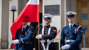 Polska i USA solidarne wobec wyzwań związanych z bezpieczeństwem - Na spotkaniu w Pentagonie omawiane były sprawy wsparcia dla Ukrainy, i m in. te, które zostaną poruszone w czerwcu br. na szczycie NATO w Madrycie