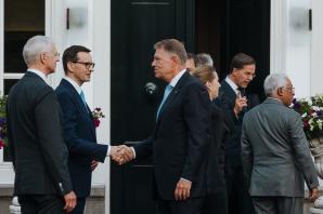 [VIDEO] Premier Mateusz Morawiecki w Hadze: wzmocnienie naszej jedności i wymiaru transatlantyckiego jest niezwykle ważne