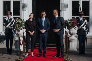 [VIDEO] Premier Mateusz Morawiecki w Hadze: wzmocnienie naszej jedności i wymiaru transatlantyckiego jest niezwykle ważne