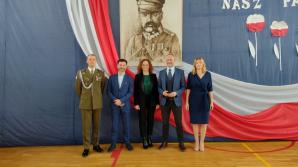 Patriotyczny mural odsłonięty w Potworowie.