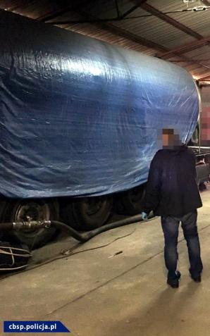 CBŚP przy współpracy KAS uderzyło z ogromną siłą w rynek nielegalnego obrotu paliwami