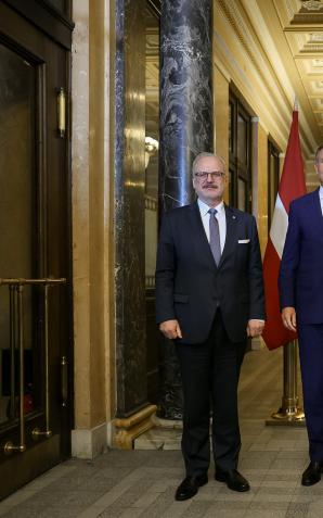 [VIDEO] Prezydent z wizytą na Litwie.Wraz z Prezydentami Litwy, Łotwy i Rumunii wziął udział w międzynarodowej konferencji The Idea of Europe
