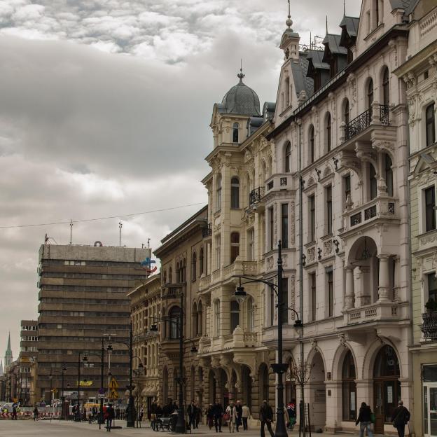 Ponad 472 mln zł budżetu państwa na dofinansowanie wkładu własnego dla samorządu łódzkiego