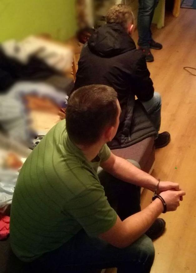 Bydgoscy kryminalni zatrzymali dwóch braci z pornografią dziecięcą
