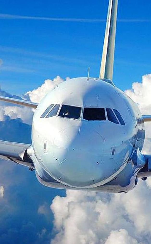 [VIDEO] Zmienia się polski rynek lotniczej turystyki wyjazdowej. Czartery ustępują miejsca tanim liniom lotniczym