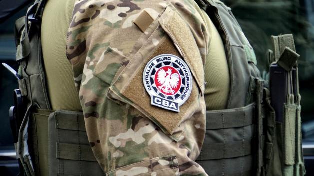 Funkcjonariusze gdańskiej Delegatury CBA zatrzymali dzisiaj rano kolejną osobę w związku z postępowaniem przeciwko byłemu ministrowi transportu Sławomirowi N. Zatrzymano obywatelkę Ukrainy
