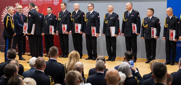 [VIDEO] Dni Ochrony Przeciwpożarowej w Olsztynie – uroczystość z udziałem wiceministra Błażeja Pobożego